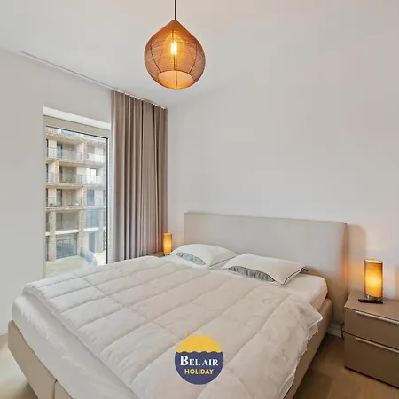 Bel Air - Modern With Spacious Terrace Near The T148 * 오스텐드